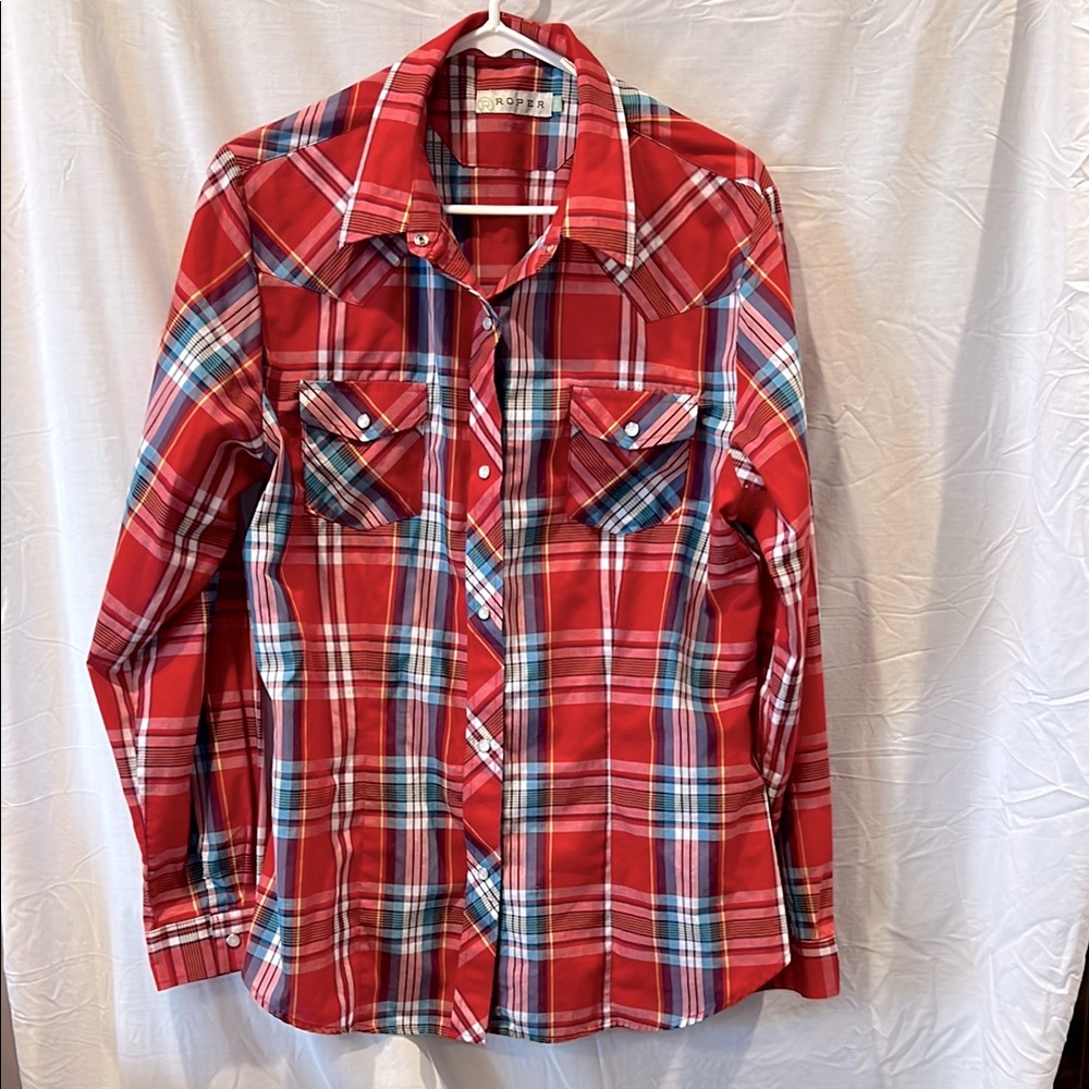 Women’s XL Roper long sleeve pearl snap plaid shirt.